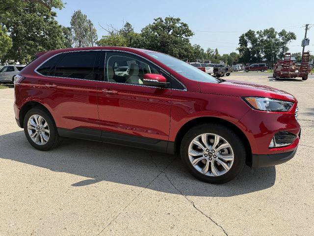 Certified 2023 Ford Edge Titanium AWD/4WD image 9