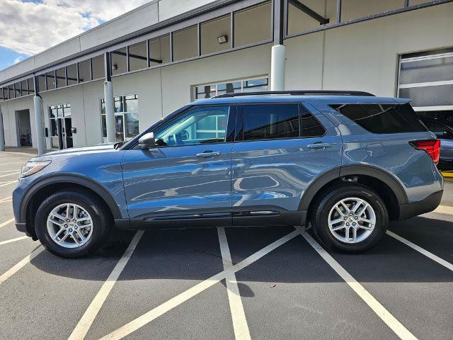 Certified 2026 Ford Explorer Active AWD/4WD image 2