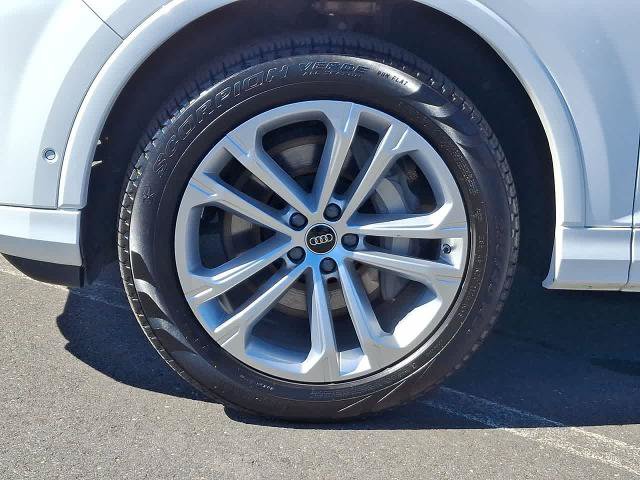 Used 2025 Audi Q7 3.0T Premium Plus AWD/4WD image 29