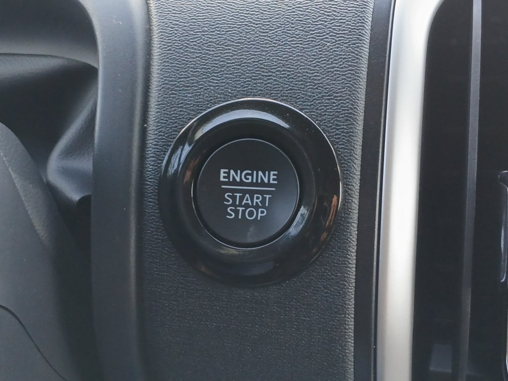 Certified 2025 Ford Expedition Active RWD image 14