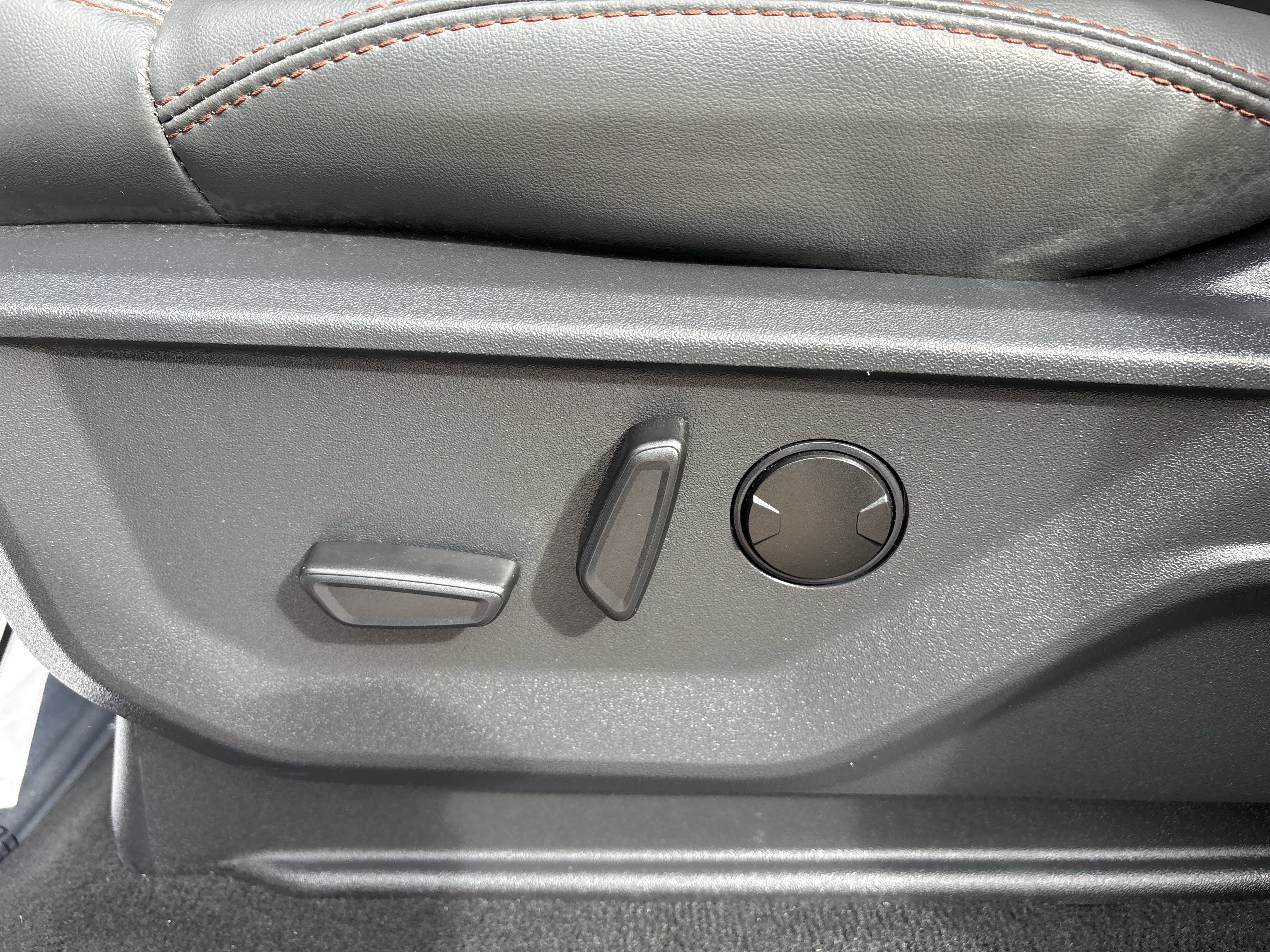 Certified 2025 Ford Expedition Active RWD image 13