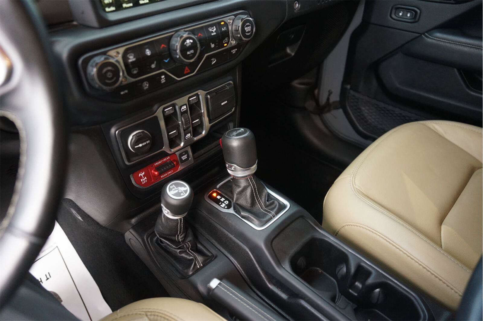 Used 2019 Jeep Wrangler Unlimited Rubicon AWD/4WD image 28