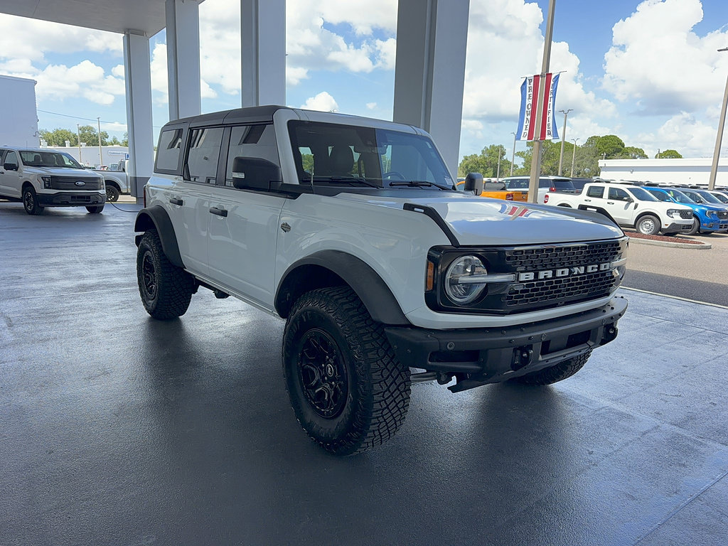Certified 2023 Ford Bronco Wildtrak AWD/4WD image 4