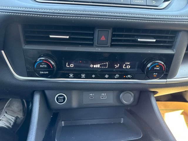 Used 2023 Nissan Rogue SV AWD/4WD image 22