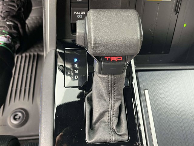 Used 2024 Toyota Tundra Platinum w/ TRD Off-Road Package AWD/4WD image 30