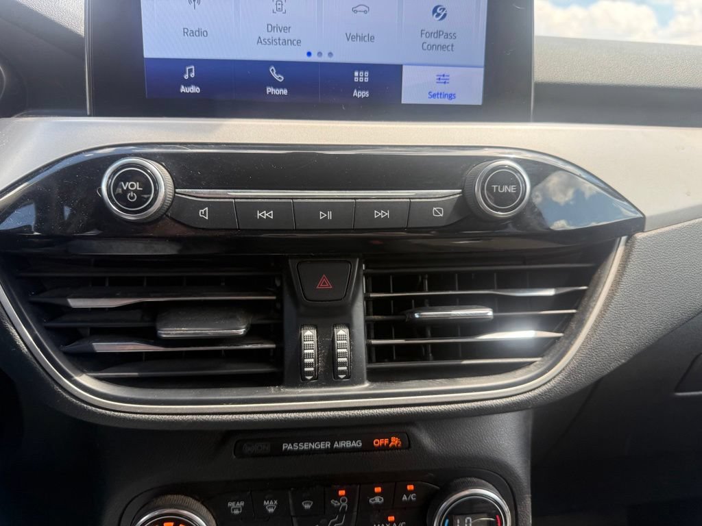 Certified 2020 Ford Escape SE FWD image 28