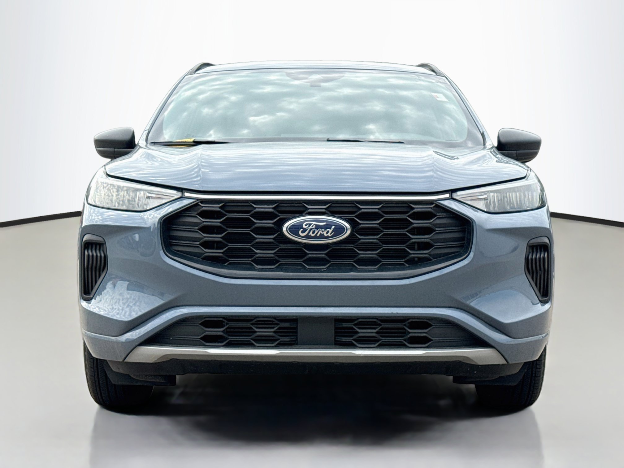 Certified 2024 Ford Escape ST-Line w/ Tech Pack #1 FWD image 2