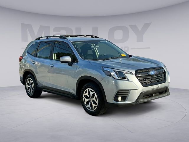 Used 2022 Subaru Forester Premium AWD/4WD image 7