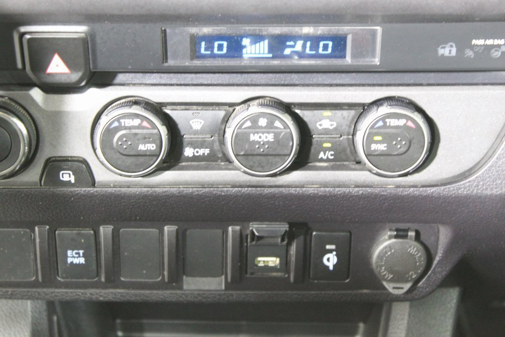 Used 2023 Toyota Tacoma TRD Off-Road image 14