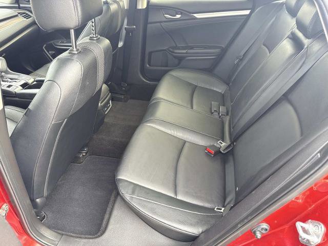 Used 2019 Honda Civic Touring image 16