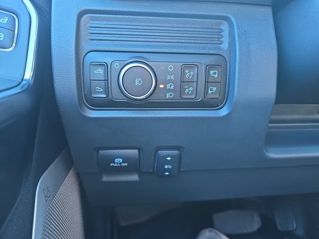 Certified 2026 Ford F350 Platinum AWD/4WD image 30