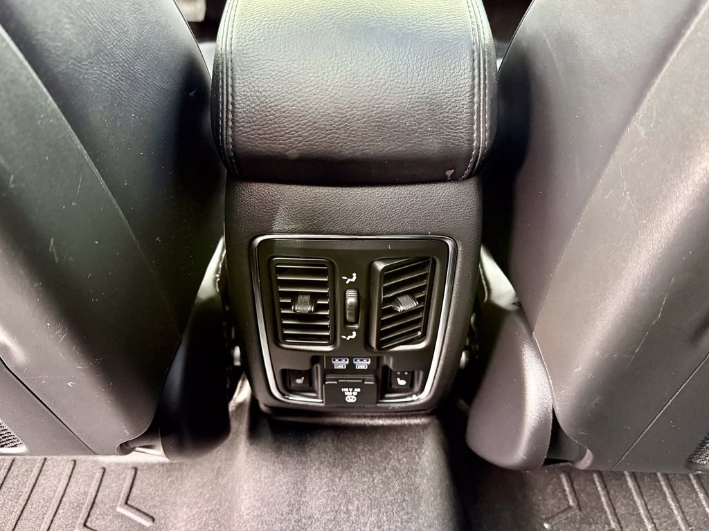 Used 2017 Jeep Grand Cherokee Summit image 36