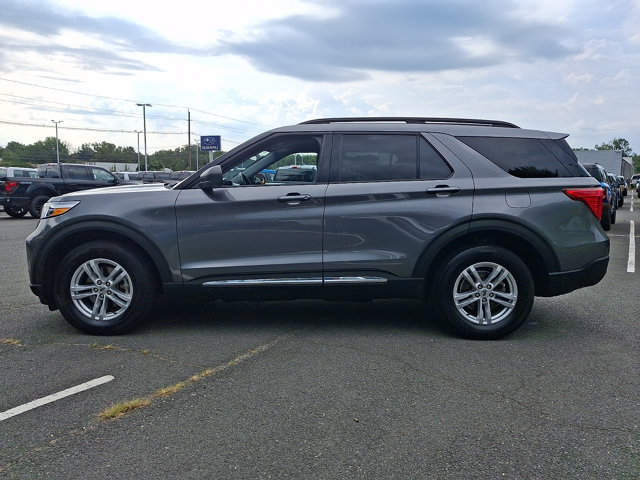 Certified 2023 Ford Explorer XLT w/ Equipment Group 202A AWD/4WD image 6