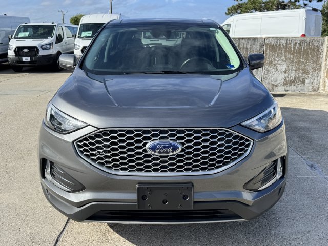 Certified 2023 Ford Edge SEL w/ Convenience Package AWD/4WD image 2