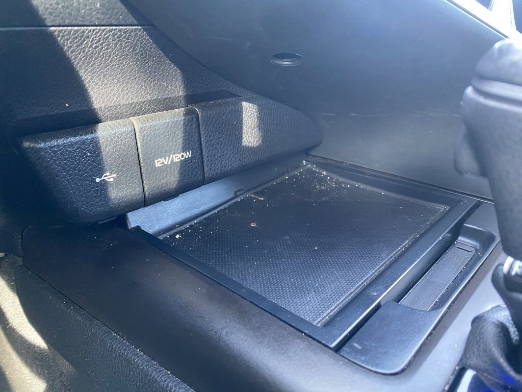 Used 2021 Toyota Camry SE image 21