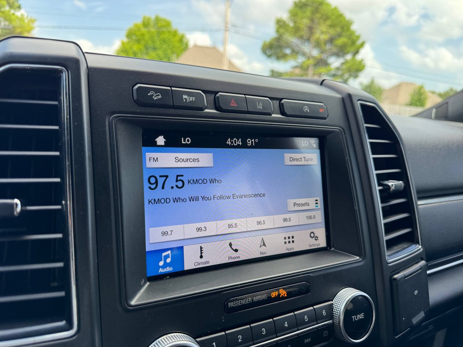 Certified 2019 Ford Expedition Limited w/ Equipment Group 301A AWD/4WD image 26