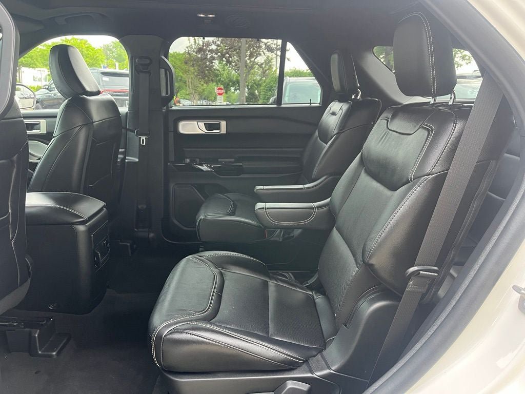 Certified 2022 Ford Explorer ST w/ Equipment Group 401A AWD/4WD image 13