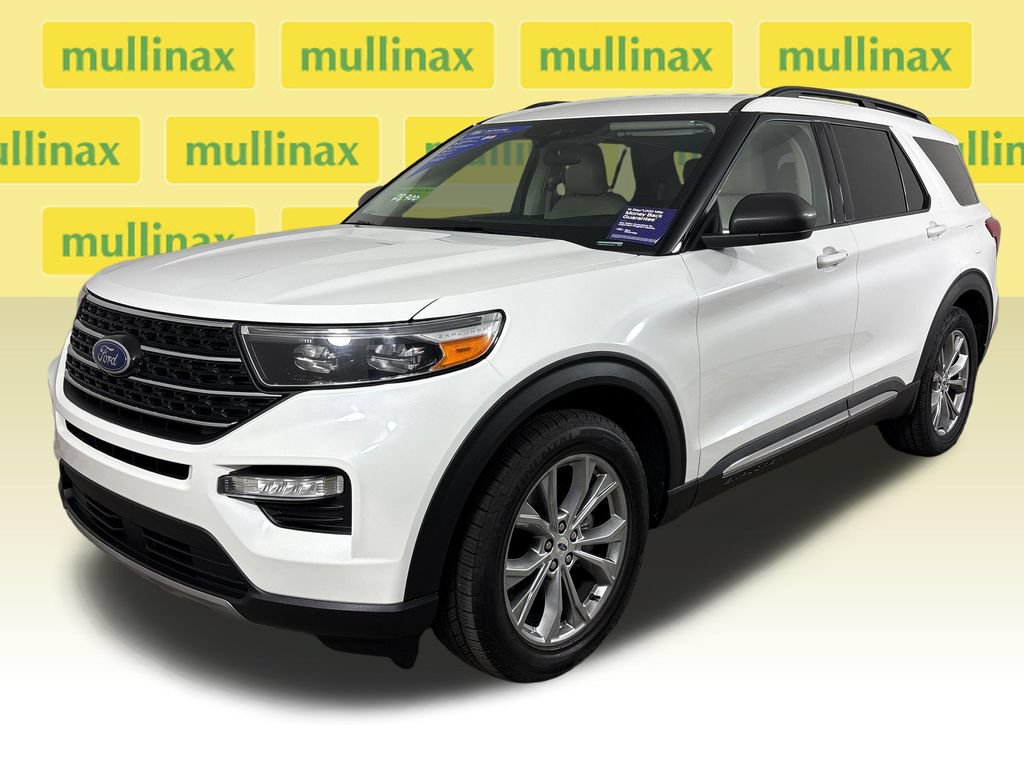 Certified 2023 Ford Explorer XLT w/ Equipment Group 202A RWD image 14