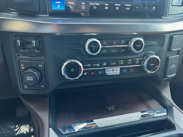 Certified 2025 Ford F250 King Ranch AWD/4WD image 25