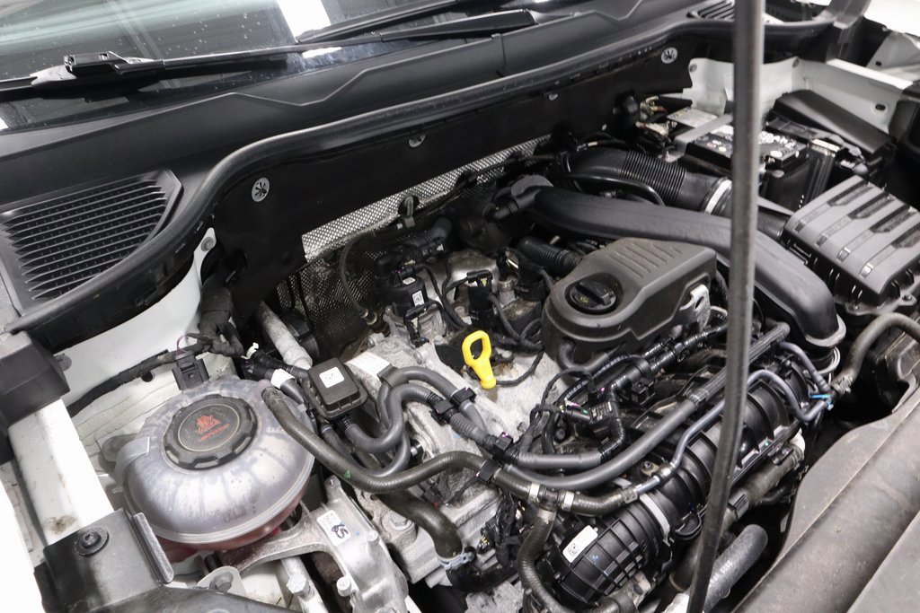 Used 2024 Volkswagen Taos S image 15