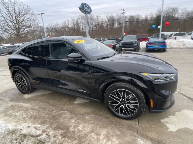 Certified 2025 Ford Mustang Mach-E Premium image 8