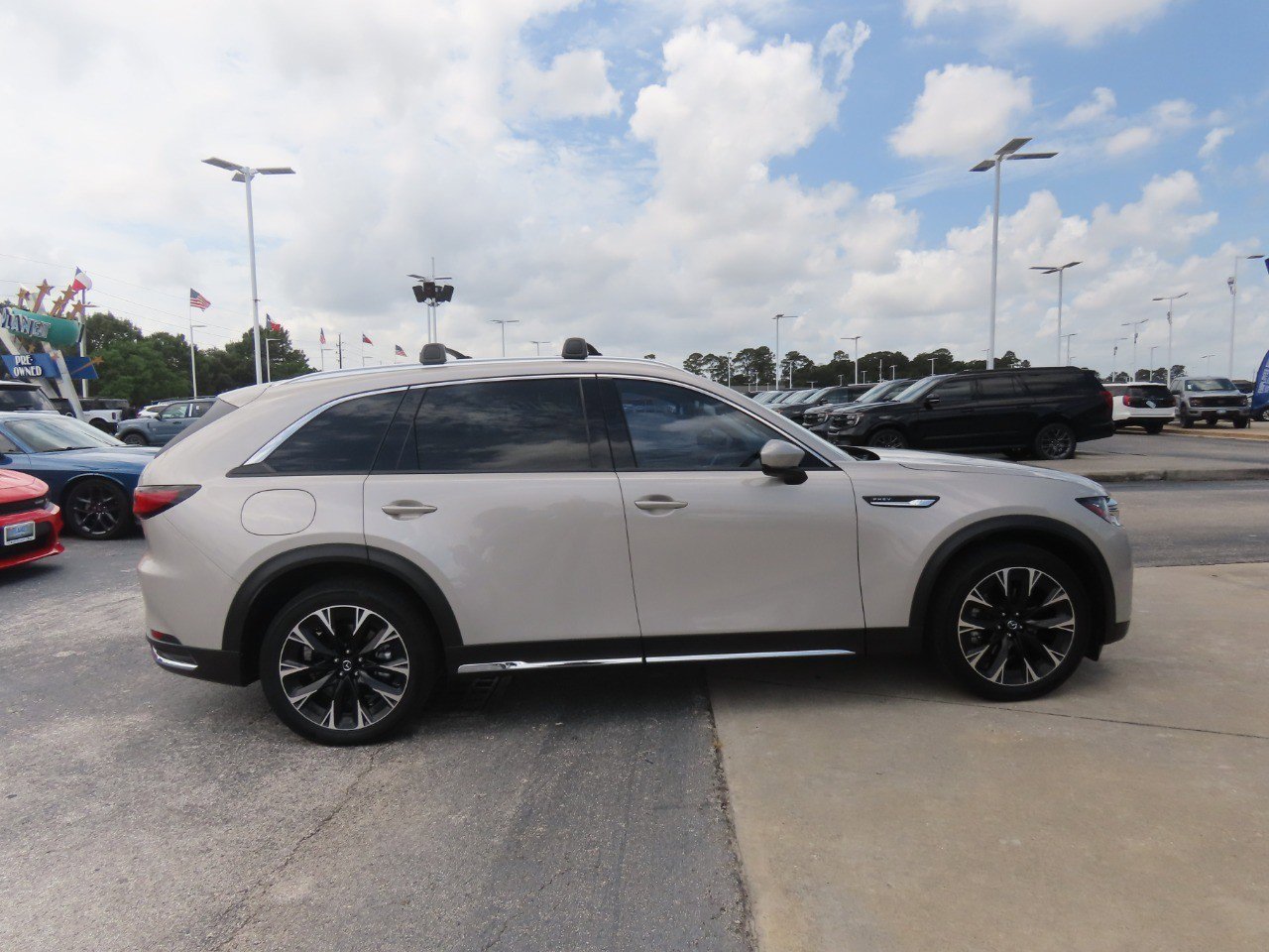 Used 2024 MAZDA CX-90 Plug-In Hybrid w/ Premium Pkg AWD/4WD image 10
