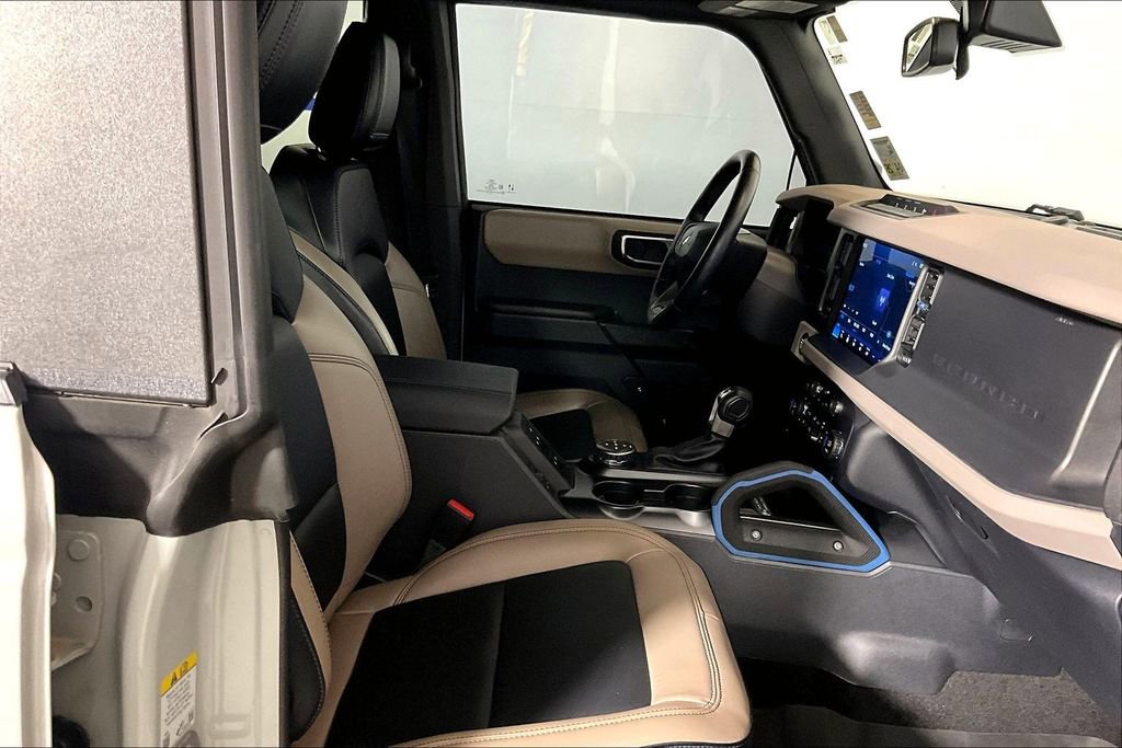 Certified 2024 Ford Bronco Wildtrak AWD/4WD image 6