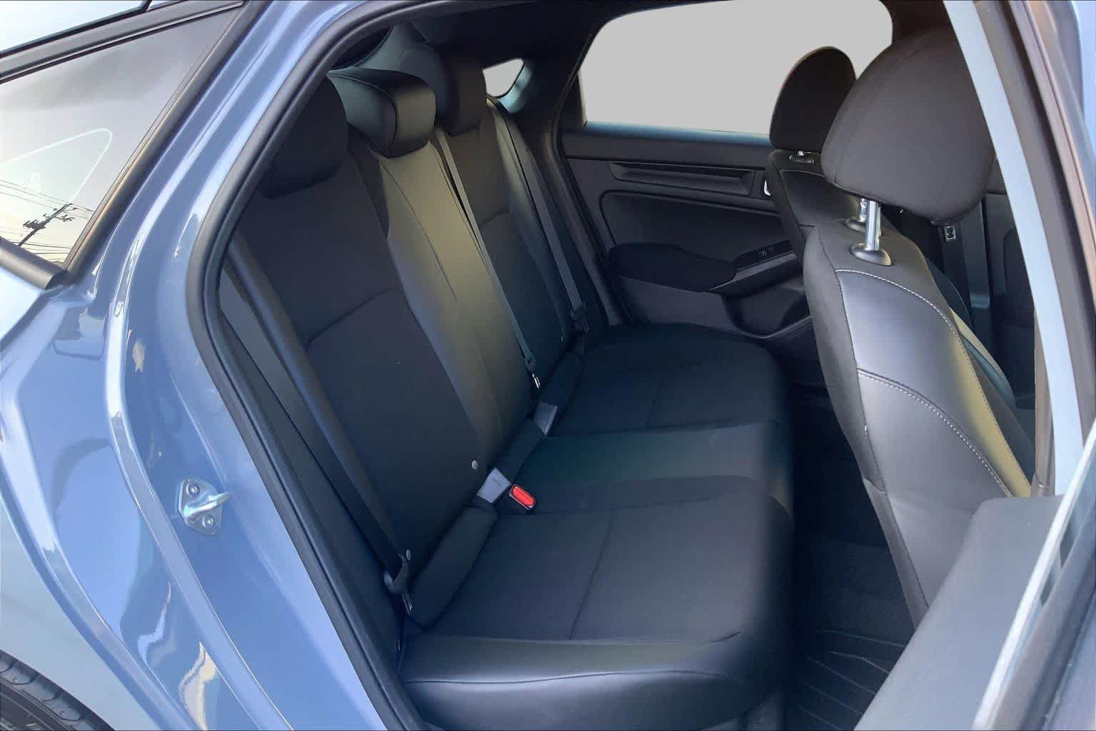 Used 2023 Honda Civic Sport image 18
