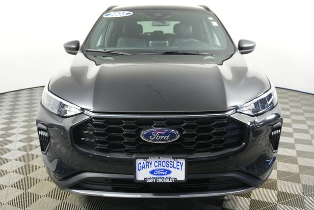 Certified 2025 Ford Escape ST-Line image 8