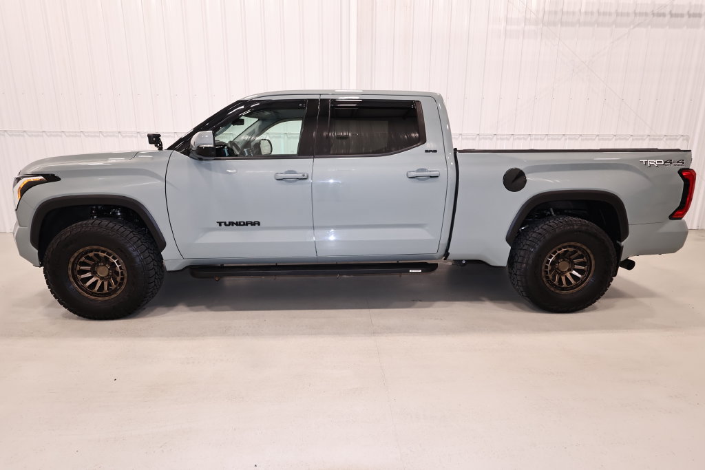Used 2022 Toyota Tundra SR5 w/ TRD Off-Road Premium Package AWD/4WD image 7