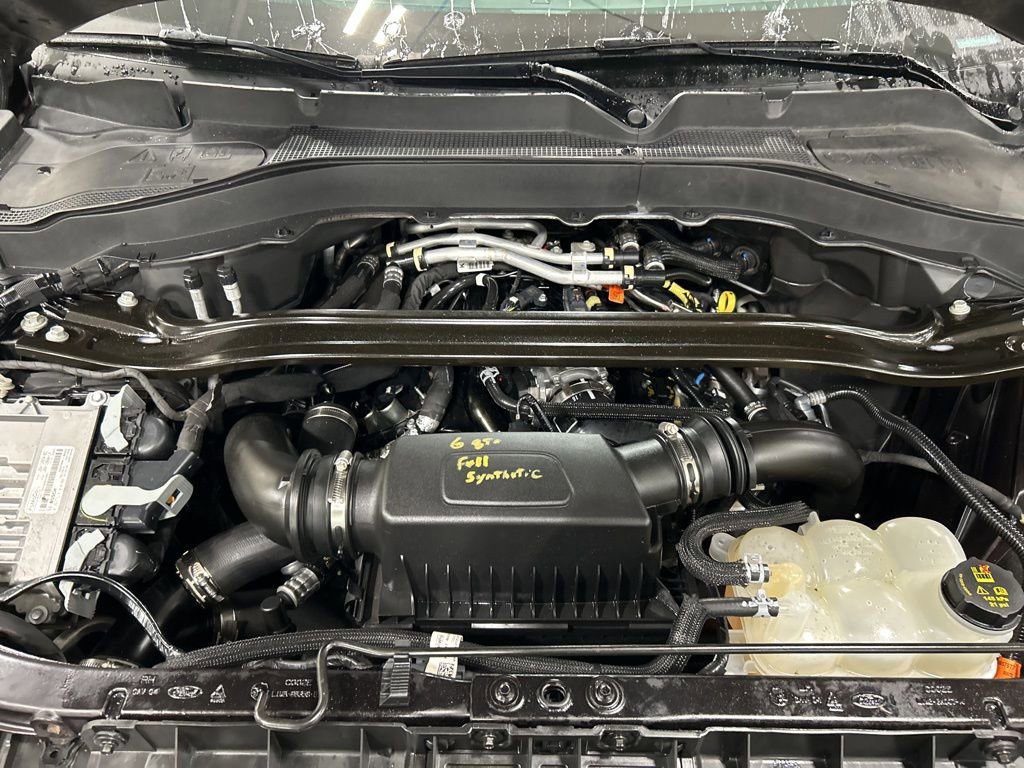 Certified 2023 Ford Explorer Platinum w/ Premium Technology Package image 39