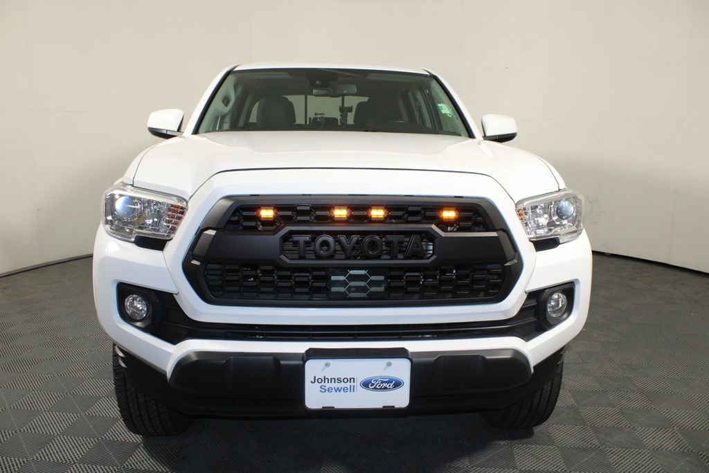 Used 2022 Toyota Tacoma SR5 image 6