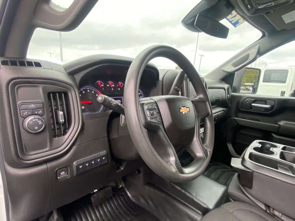 Used 2024 Chevrolet Silverado 2500 W/T w/ WT Convenience Package RWD image 9