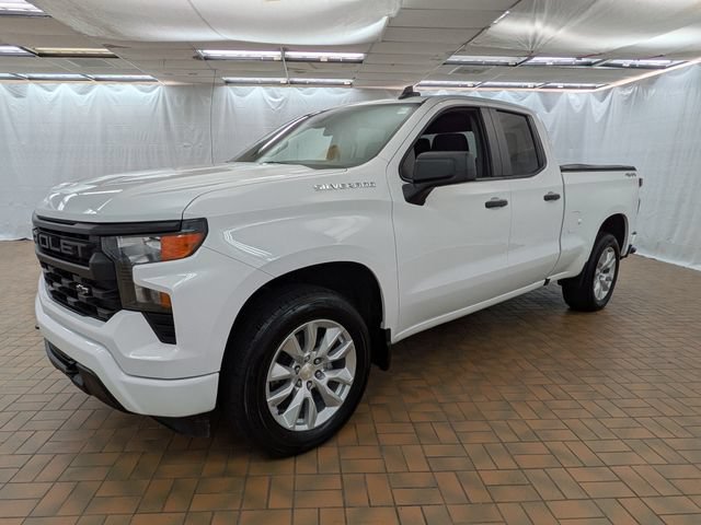Used 2024 Chevrolet Silverado 1500 Custom AWD/4WD image 3