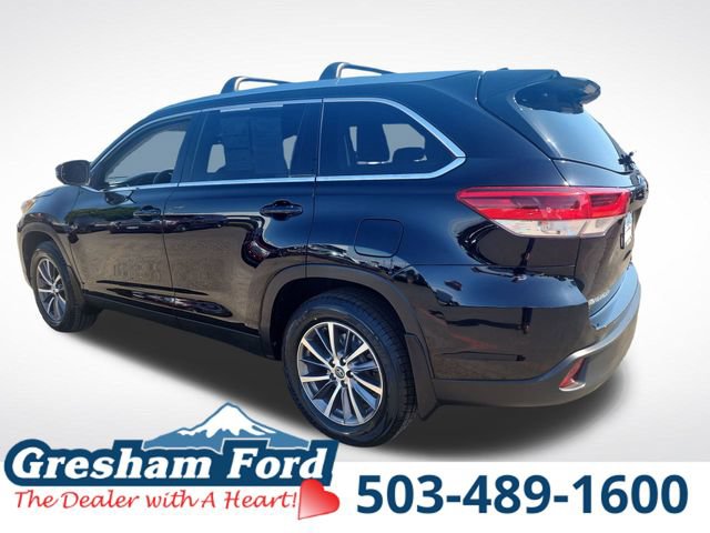 Used 2019 Toyota Highlander XLE AWD/4WD image 5