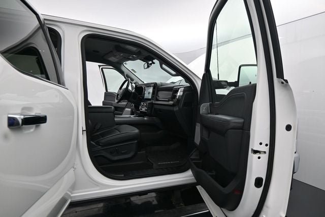 Certified 2025 Ford F350 Lariat w/ Lariat Ultimate Package AWD/4WD image 14