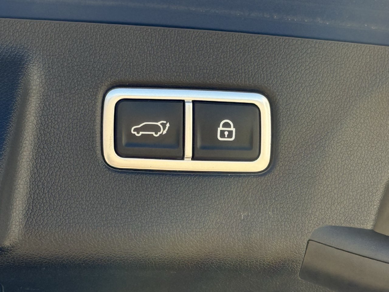 Used 2021 Kia Sorento SX FWD image 30