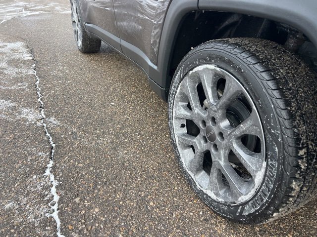 Used 2021 Jeep Compass 80th Special Edition image 28