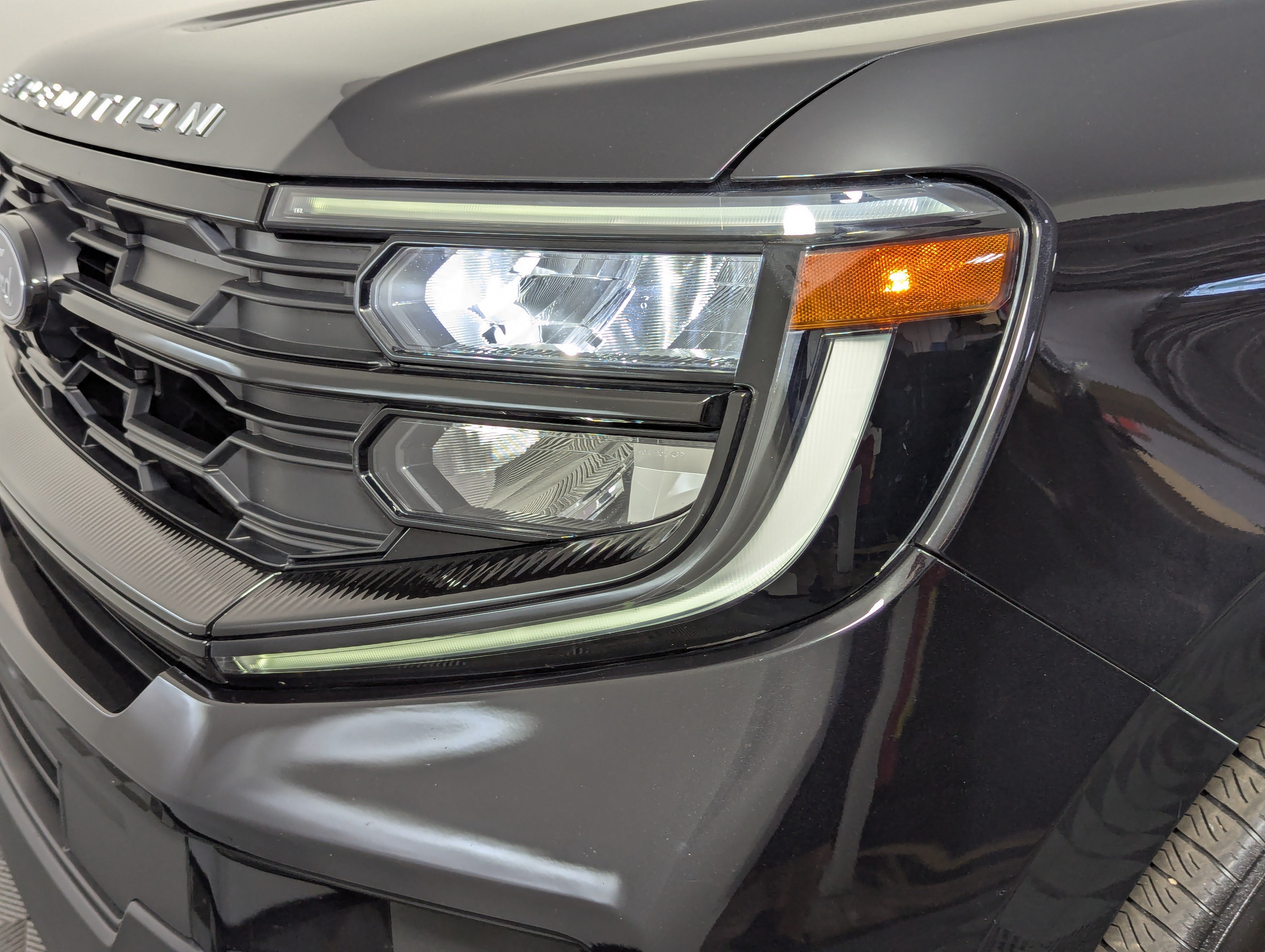 Certified 2025 Ford Expedition Max Active RWD image 9