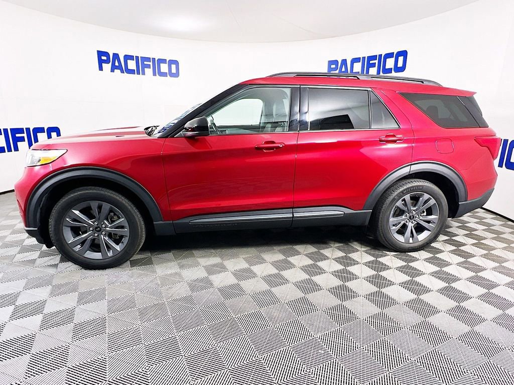 Certified 2023 Ford Explorer XLT w/ Equipment Group 202A image 6
