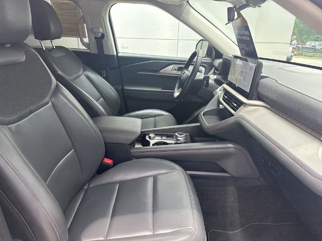 Certified 2026 Ford Explorer Active w/ Active Comfort Package RWD image 28