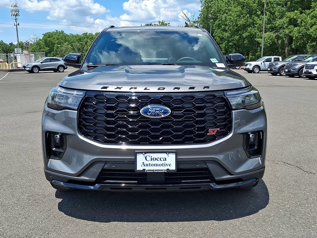 Certified 2026 Ford Explorer ST w/ Sun And Sound Package AWD/4WD image 5