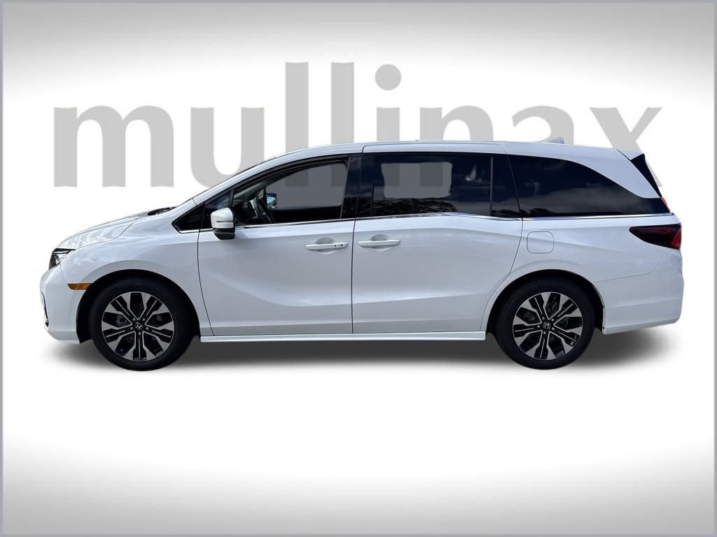 Used 2025 Honda Odyssey Elite image 5