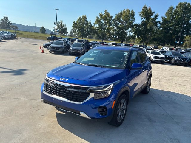 Used 2024 Kia Seltos S FWD image 3