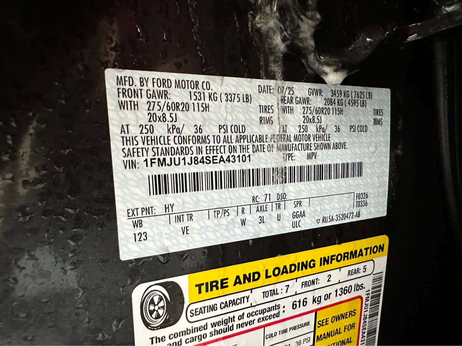 Certified 2025 Ford Expedition Active image 18