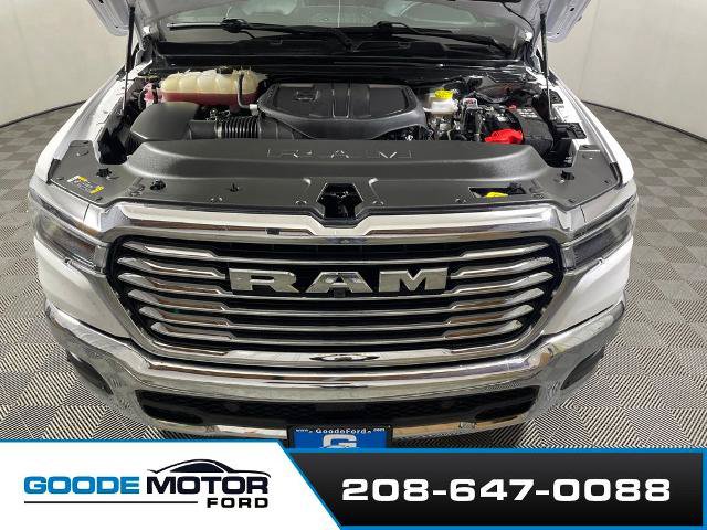 Used 2025 RAM 1500 Laramie AWD/4WD image 26