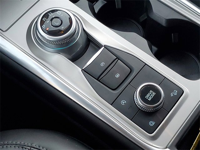 Certified 2023 Ford Explorer XLT w/ Equipment Group 202A image 25