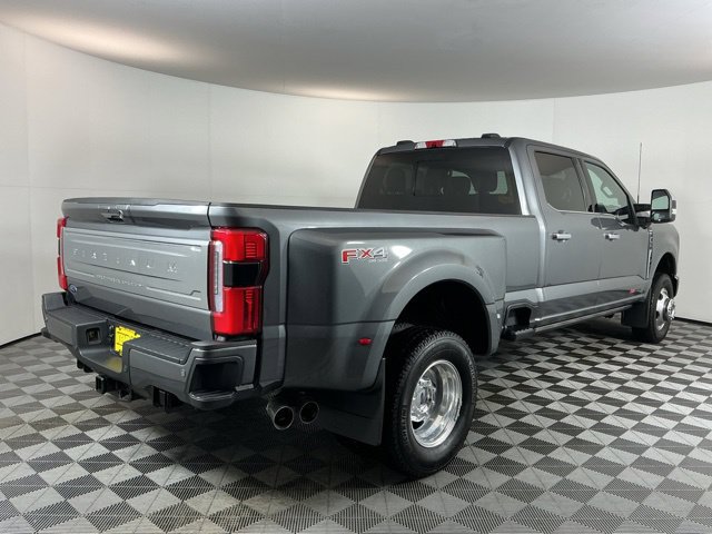 Certified 2024 Ford F350 Platinum AWD/4WD image 4
