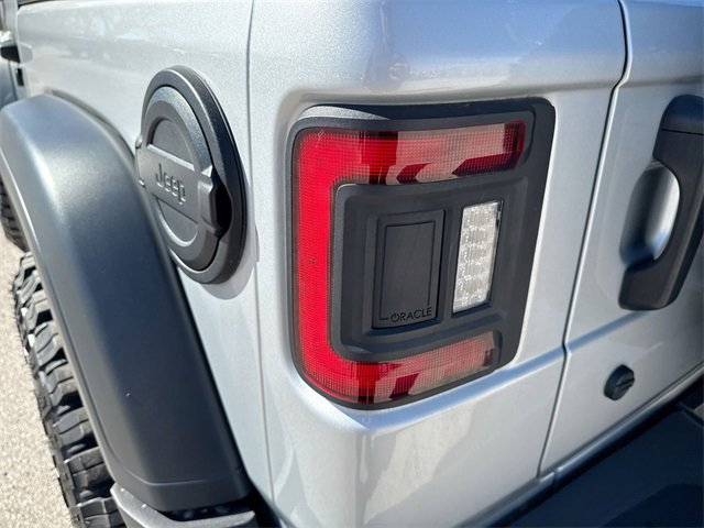 Used 2024 Jeep Wrangler Sport image 37