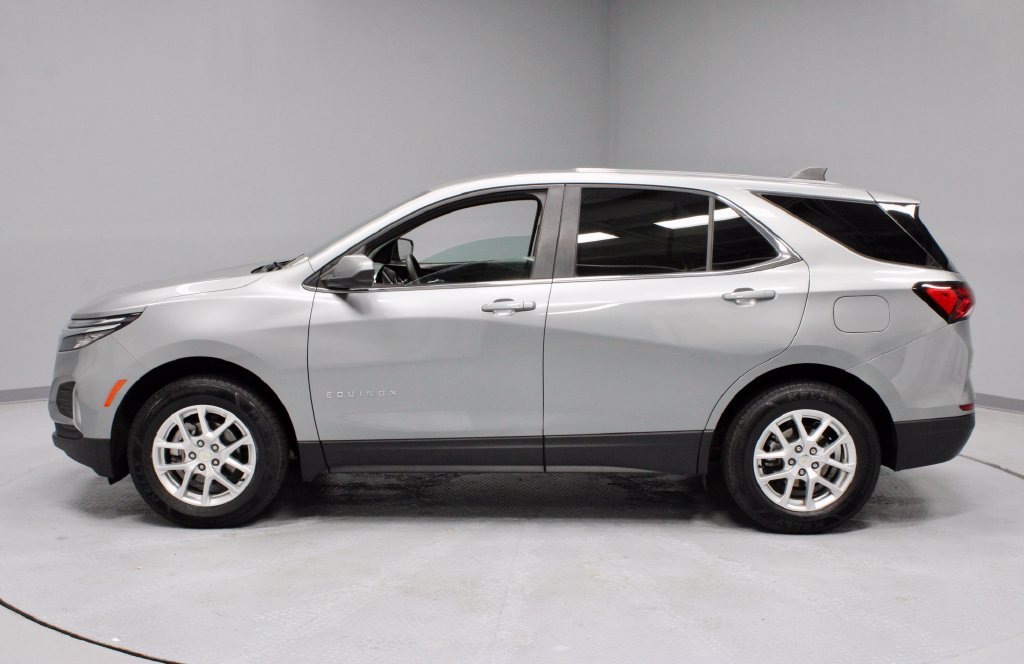 Used 2023 Chevrolet Equinox LT AWD/4WD image 7
